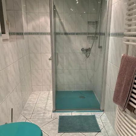 Am Bueckeberg Mit Brockenblick 奎德林堡